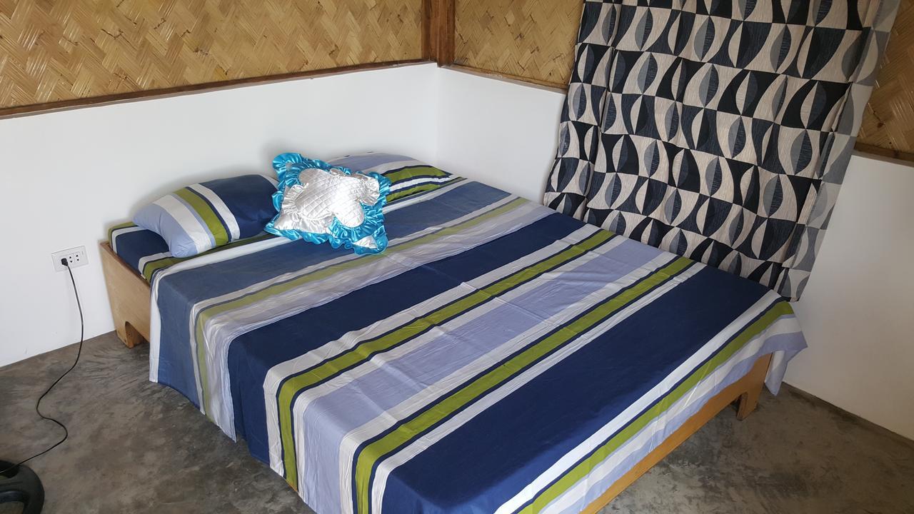 בוסואנגה Bella Louise Lodging House Bar And Resto מראה חיצוני תמונה